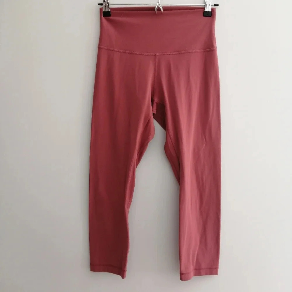Lululemon Align Leggings Crop 21 Inch High Rise in Cranberry Pink/Red Size 6